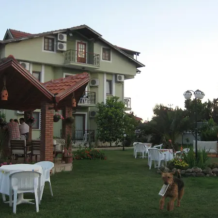 Otel Crescent Hasirci 4*