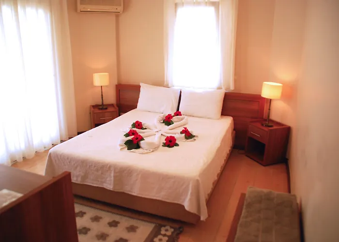 Otel Crescent Hasirci 4*
