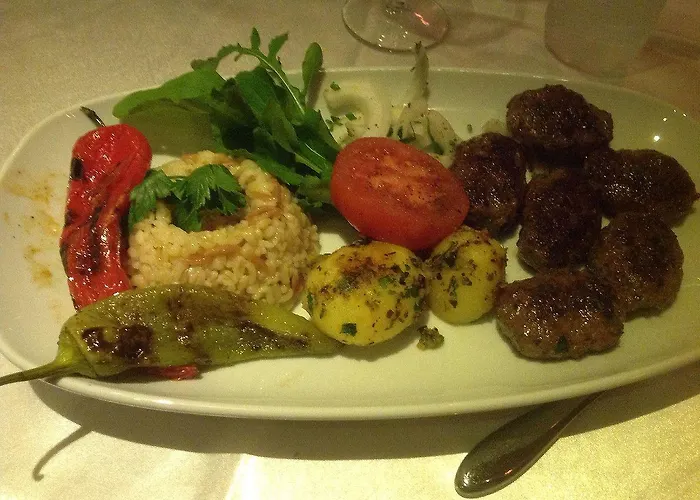 Otel Crescent Hasirci 4*