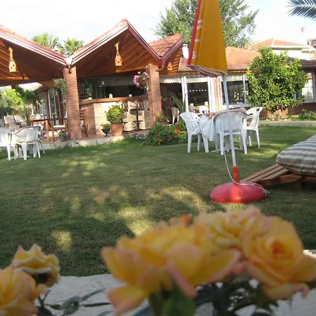 ホテル Crescent Hasirci 4*