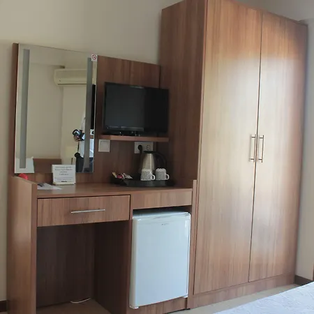 Crescent Hasirci