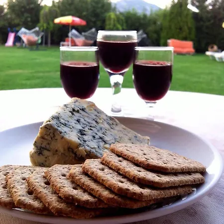 Crescent Hasirci Hotell