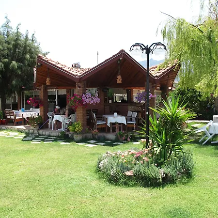 Crescent Hasirci 4*
