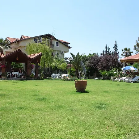 Hotell Crescent Hasirci