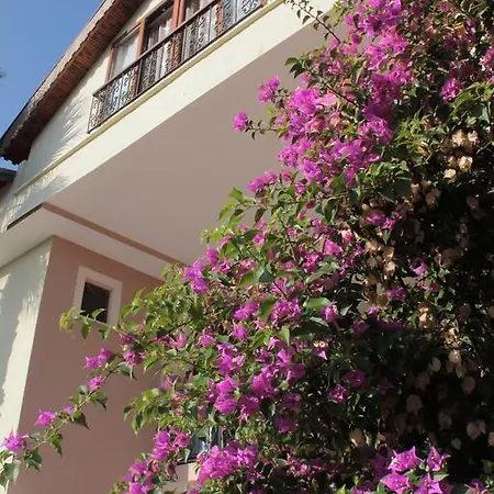 Hotel Crescent Hasirci