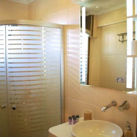 Hotel Crescent Hasirci