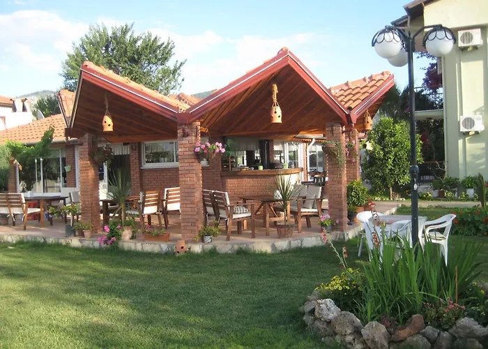 Hotell Crescent Hasirci 4*