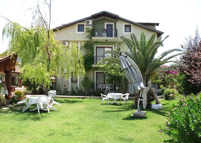 Hotell Crescent Hasirci